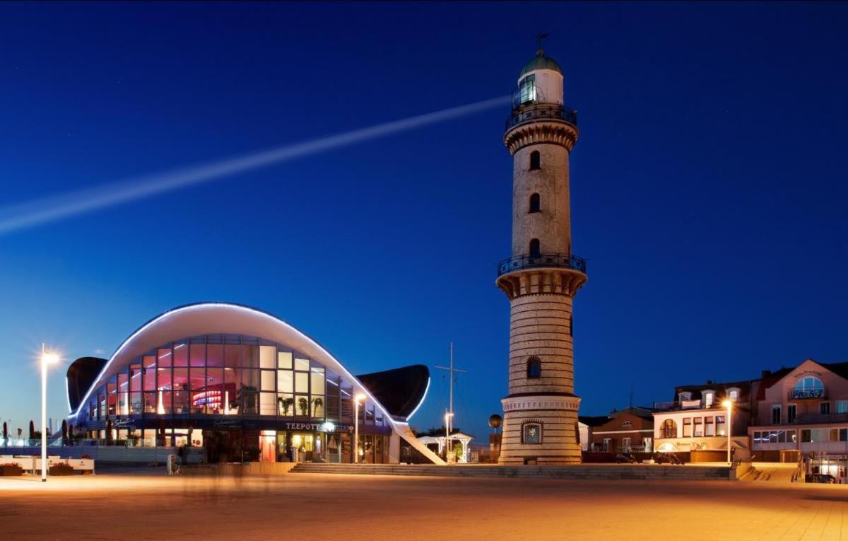 Lotsenhaus/Ostseetoern รอสต็อค ภายนอก รูปภาพ